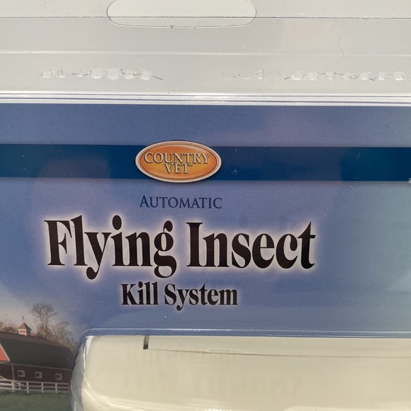 Country Vet Automatic Flying Insect Kill System Works 24 Hours a Day New Sealed - Picture 5 of 13